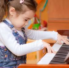 Trung tâm dạy đàn organ cấp tốc Nhạc Rừng