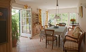 Decorar casas de campo conlleva conseguir una distribución más funcional con las comodidades del siglo xxi pero sin perder su encanto y esencia original de una casa de campo. Decoracion De Casas De Campo Estilo Ingles Vix