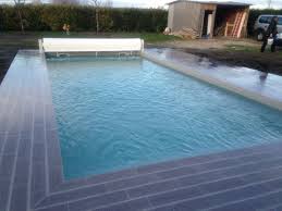 Volet Roulant Couvertures Et Baches Pour Piscine A Begles Constructeur De Piscine En Gironde Renovation Et Equipements Piscine Thai Pool Piscines
