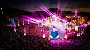 People of tomorrow, get ready to live the best times. In July 2020 Tomorrowland Produced Its First All Virtual Festival Tomorrowland Around The World Which Drew In Over 1 Mi In 2021 Music Festival Tomorrowland Festival