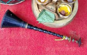 Redap dimainkan dengan cara dipukul pada bagian membrannya,. Alat Musik Tradisional Provinsi Bengkulu Tentang Provinsi