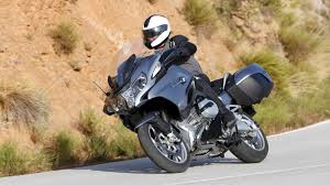 The 1200 rt lets you cruise on open highways without a highly refined engine and a massive body to keep you company along the way. Test Bmw R 1200 Rt Hightech Luxusliner Auto Mobil Sz De