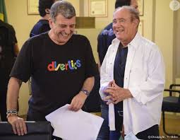 Although a lawyer, he found his great pleasure in acting and writing and in making people. Jorge Fernando Trabalhou Com Grandes Nomes Da Tv Globo Como O Humorista Renato Aragao Purepeople