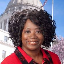 Circuit Court Judge, Debra Hendricks Gibbs, was inducted during the Annual  Mississippi Bar Conference as a Fellow of the Mississippi Bar Foundation,  the highest recognition awarded to a Mississippi attorney for outstanding