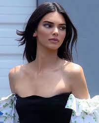 Kendall Jenner Shared By Arianna Baraiolo On We Heart It Kendall Jenner Outfits Kendall Jenner Street Style Kendall And Kylie Jenner