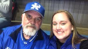 Kara Earl's Instagram, Twitter & Facebook