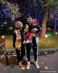 Он появился на свет, когда лере было всего 18 лет. Lera Kudryavceva Pokazala Trogatelnye Fotografii Podrosshej Docheri I Vnuka