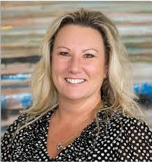 Marie Riehl's Instagram, Twitter & Facebook