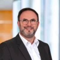 100+ perfiles de «Bühler»