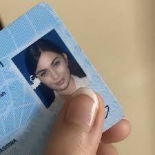 Namun, selain harus memilih bulu mata. Bulu Mata Kanan Rontok Pertanda Ada Yang Rindu Jangan Percaya Mitos Ini 5 Faktanya Herstory