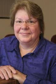 Longtime former Dubuque principal dies at age 76