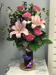 Pin By Willow Garden Floral Design On Willow Garden Floral Design Our Personal Touch Willow Garden Floral Wreath Floral