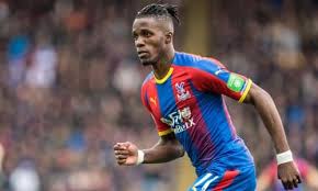 Wilfried Zaha requests transfer after Crystal Palace reject Everton bid |  Soccer | The Guardian
