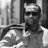 Raphael Calloway's Instagram, Twitter & Facebook