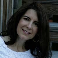 Beth Klatt's Instagram, Twitter & Facebook