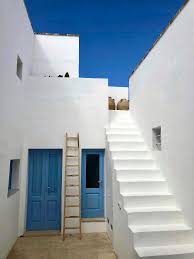L Incanto Del Salento E In Questa Casa Vacanze Dalla Terrazza Arabeggiante Nel 2020 Case Mediterranee Progetto Casa Edificio Facciata
