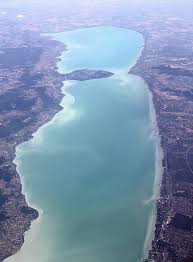 File Hungary Balaton From West Img 9101 Jpg Wikimedia Commons Hungary Travel Balaton Hungary