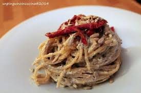 Spaghetti Integrali Con Crema Di Tofu Olive E Capperi Ricetta Tofu Cibo Etnico Idee Alimentari