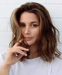 Hair Decoded Such Lovely Waves And Length Hair Styles Short Hair Styles Medium Hair Styles