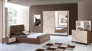 Http Www Evodam Com Tr Bella Modern Yatak Odasi Takimi Html Bedroom Bed Design Brown Furniture Bedroom Modern Bed