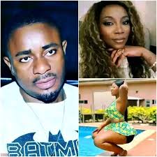 hiding bedsheet color from guest