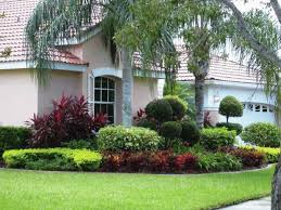 It's a spanish word that roughly translates to yard. 28 Beautiful Small Front Yard Garden Design Ideas