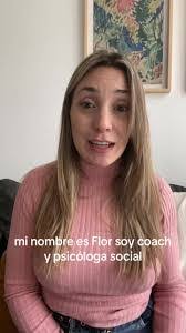 Flor Lopez's Instagram, Twitter & Facebook