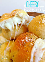Cheesy Biscuits Recipe These Are My Favorite And So Easy Recipes Cheesy Biscuits Recipe Cheesy Biscuit