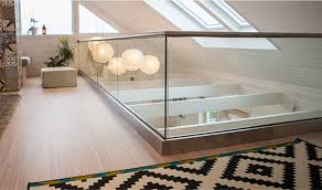 Juliet balcony centre find your perfect balcony or balustrade from our range of steel and glass designs. 5 Modern Glass Balcony Railing Design Ideas New York Glass Company