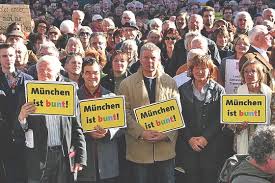 Am 10.05.2018, christi himmelfahrt, fand diese demo gegen homophobie statt. Munchen Demonstration Gegen Rechtspopulisten Und Homophobie Munchen Ist Und Bleibt Bunt