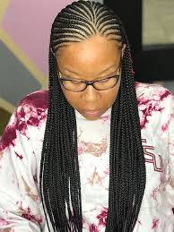 This Up Front And Box Braids In The Back To Give More Volume Would Be Nice I Think In 2020 Hair Styles African Braids Hairstyles Braids Pictures