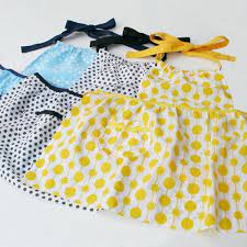 オリジナルてぬぐいを使ったキッズのエプロン 大人用もあるのでママとお揃いで 子供エプロン キッズエプロン こども エプロン