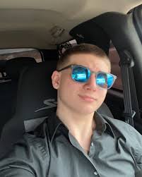 carter cox 🤟🏽 (@w.cartercox) • Instagram photos and videos