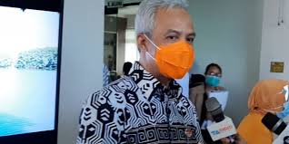 Kabupatèn rembang) adalah sebuah kabupaten di provinsi jawa tengah. Daftar Lengkap Rincian Umk Di 35 Kabupaten Kota Se Jawa Tengah Di 2021 Halaman All Kompas Com
