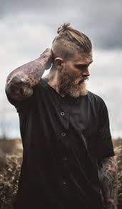 Is There Really A Man Bun For Short Hair Let Us Find Out What Men In Short Hair Can Do For A Man Bun U Short Hair With Beard Beard Hairstyle