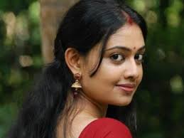Parasparam is a malayalam television serial on asianet directed by sudheesh shankar and produced by ross petals. Highest Paid Malayalam Serial Actress And Actors Malayalam Filmibeat