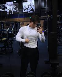 Chris Dyna (@chrisdyna_) • Instagram photos and videos