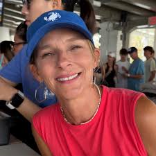 Vin Scully always kept his cool through some of the most chaotic moments.  “Here comes…. Are you kidding?” 😂😂😂 via: Spectrum SportsNet LA