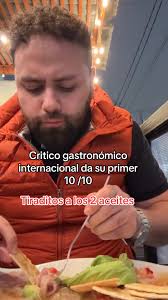 Criticó gastronómico internacional da su primer 10 sobre 10, tenia que ser  el plato bandera de Punto Picante, el ya celebre y famoso tiradito a los 2  aceites Daniel Aranibar Valdivia ...