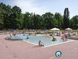 Das stadionbad in nürnberg am 04.07.2011 / gefilmt mit einer: Freibad Stadion Nurnberg Erlebnisbericht Rutscherlebnis De