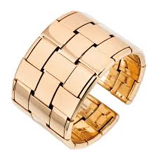 Free us shipping on orders over $50! Vhernier Rose Gold Giunco Due Cuff Bracelet Betteridge