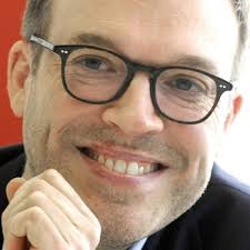 Akademie-Rektor ist Co-Autor einer Gameshow im Volkstheater