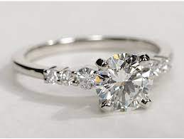 Petite Diamond Engagement Ring In Platinum Gorgeous Wedding Rings Engagement Rings Wedding Rings
