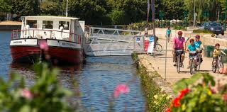 Other sights in the area include chateau de rohan. Pontivy St Nicolas Des Eaux Radwanderweg V8 Bretagne