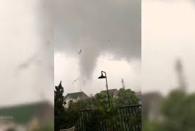 As is puting beliung in english? Angin Puting Beliung Dua Warga Lampung Meninggal Dunia Republika Online