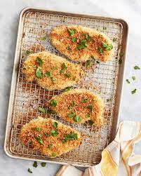 Crispy Ranch Chicken Will Become An Instant Family Favorite Recipe In 2021 Baked Ranch Chicken Recipes Ranch Chicken