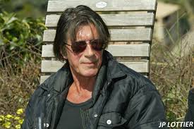 In the early 70s he. Confine Dans Sa Propriete De Monticello Jacques Dutronc Fete Ses 77 Ans Aujourd Hui
