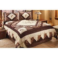 These european and american styled pine bedding comprises sheets, pillow sets, duvet cover sets, cushions, and blankets with higher thread counts. Pinecone Chenille Comforter Set 208880 Quilts Sets At Sportsman S Guide