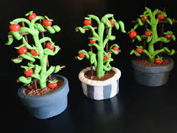Pin By Tamara Trent On Fondant Ideas Garden Cakes Fondant Tomato Plants