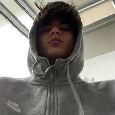 WALTON SMITH (@waltonsmith22)